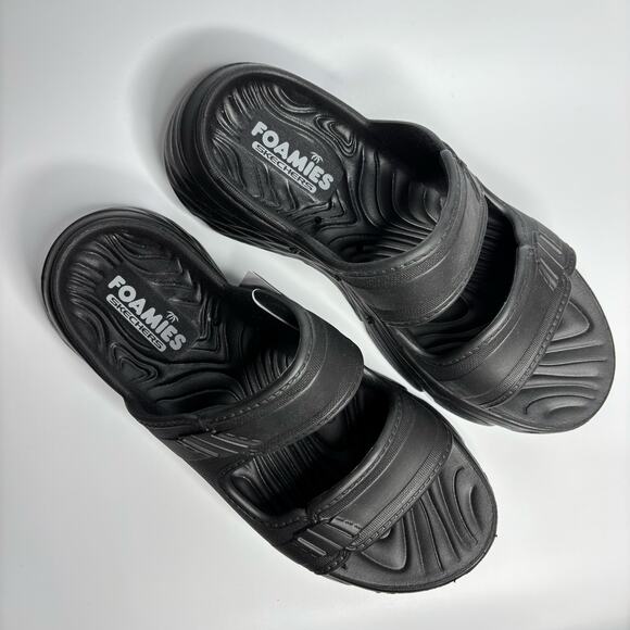 Skechers Women's Foamies: Max Cushioning Incite Platform Sandals in Black - Picture 5 of 8